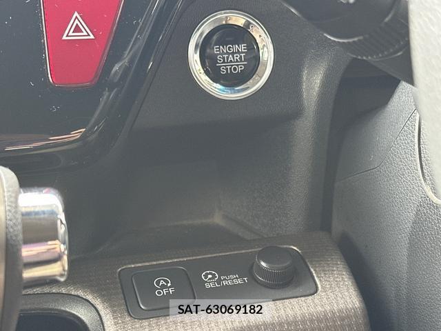 Honda e 2019-09 8855637-10