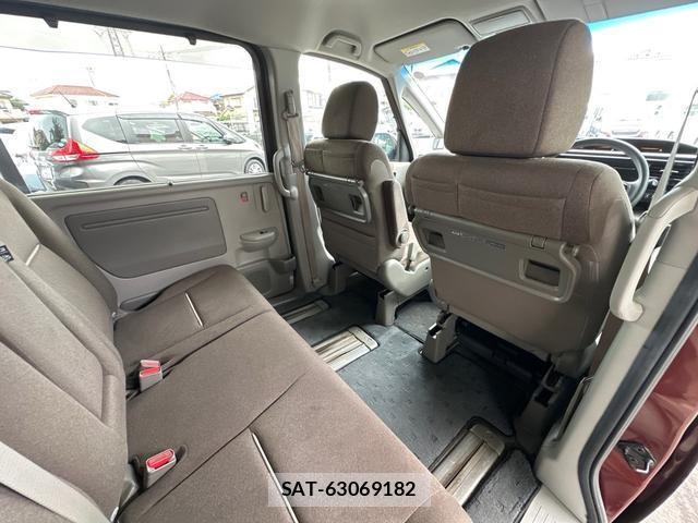 Honda e 2019-09 8855637-16