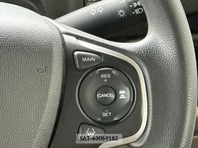 Honda e 2019-09 8855637-18