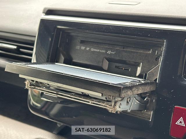 Honda e 2019-09 8855637-5