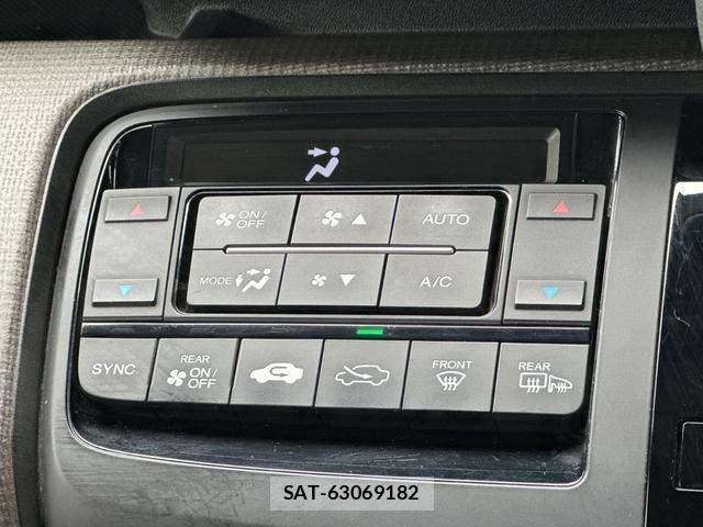 Honda e 2019-09 8855637-7