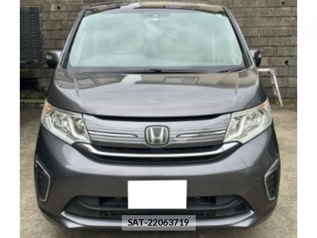 Honda e 2016-06 8855774-0
