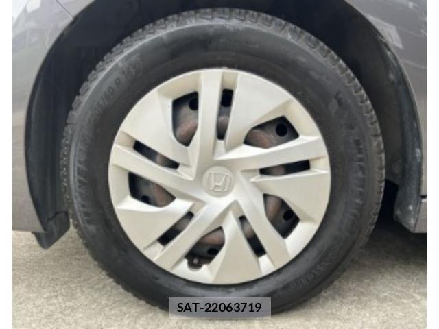 Honda e 2016-06 8855774-6