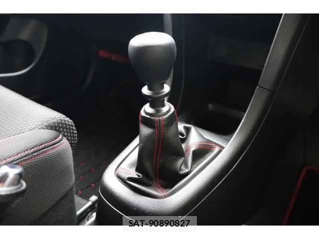 Suzuki SWIFT 2012 8855875-13