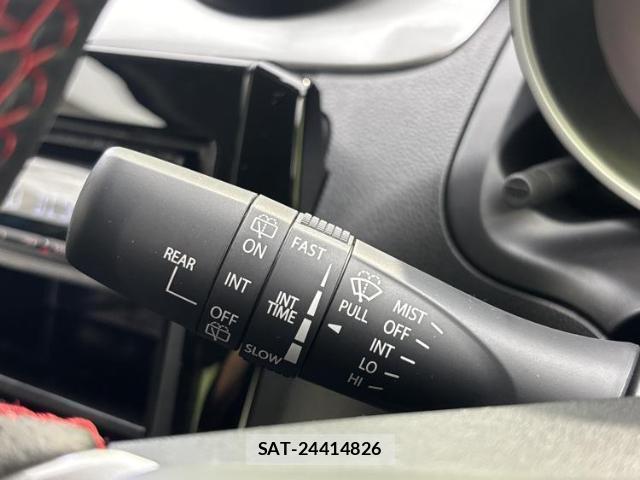 Suzuki SWIFT 2025-10 8856858-12