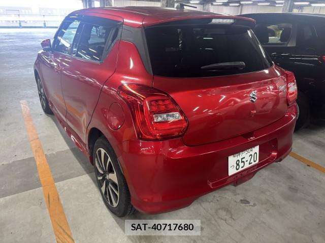 Suzuki SWIFT 2018-02 8856167-5