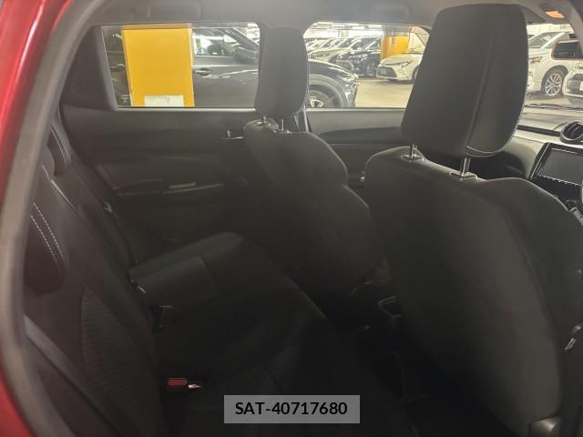 Suzuki SWIFT 2018-02 8856167-6