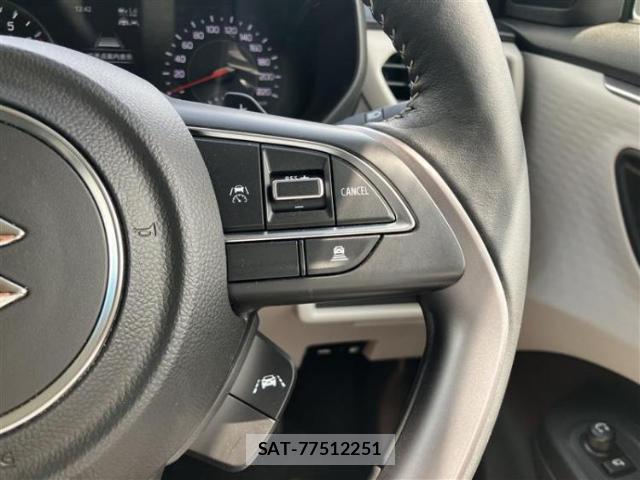 Suzuki SWIFT 2023-12 8856724-13
