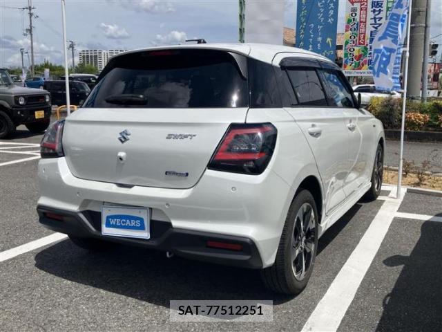 Suzuki SWIFT 2023-12 8856724-2