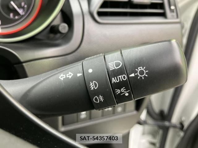 Suzuki SWIFT 2022-01 8856968-14