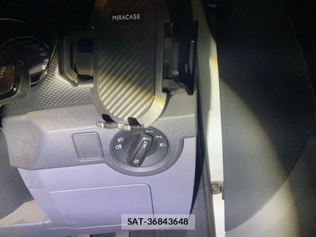 VolksWagen T-CROSS 2020-02 8853921-15