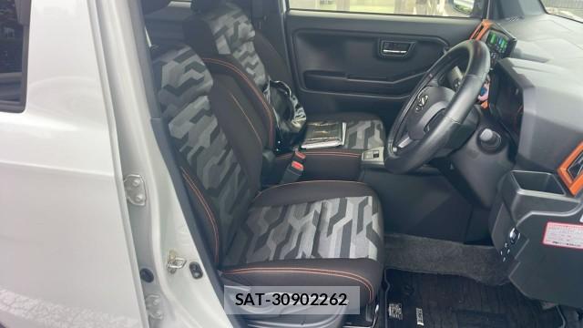 Daihatsu TAFT 2023-11 8855381-5