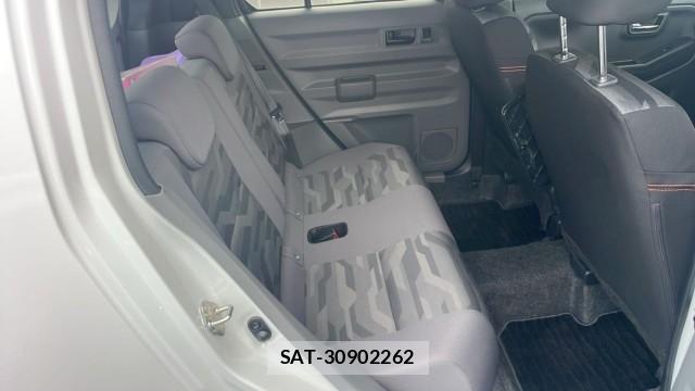 Daihatsu TAFT 2023-11 8855381-6