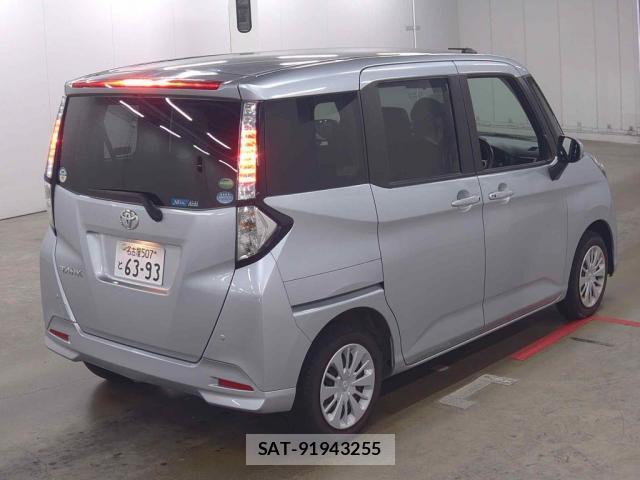 Toyota TANK 2018-08 8856310-1