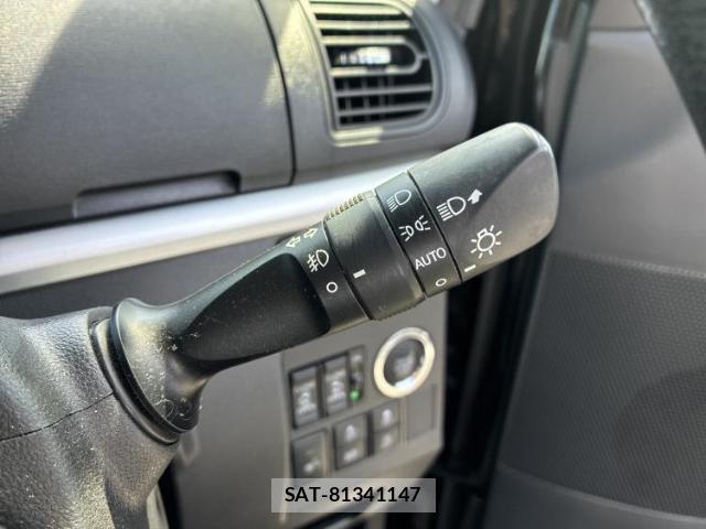 Daihatsu TANTO 2017-02 8854004-11