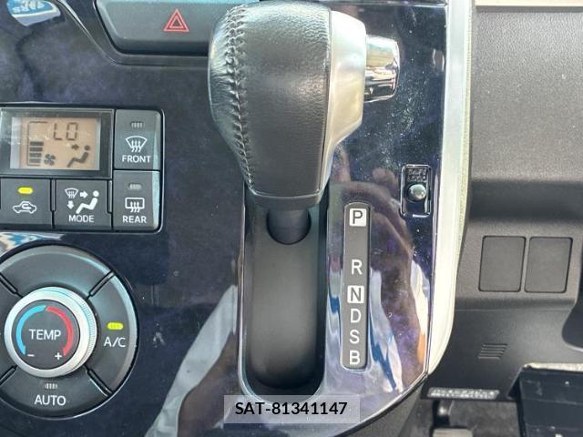 Daihatsu TANTO 2017-02 8854004-13