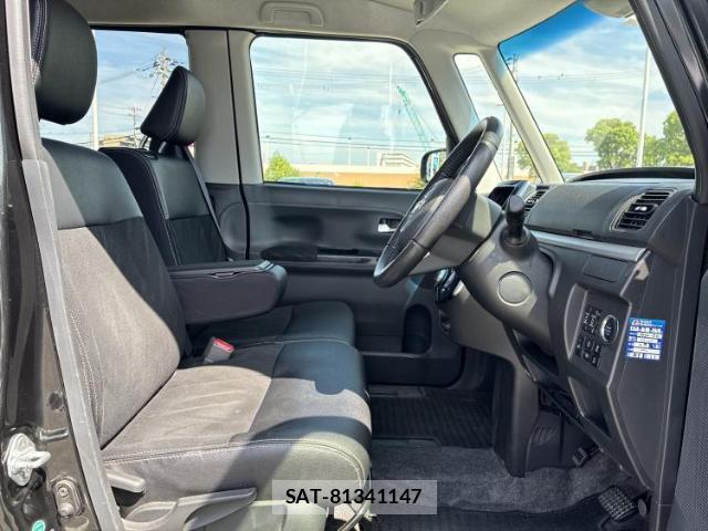 Daihatsu TANTO 2017-02 8854004-3