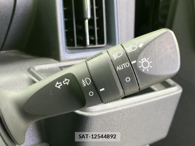 Daihatsu TANTO 2023-01 8854320-16