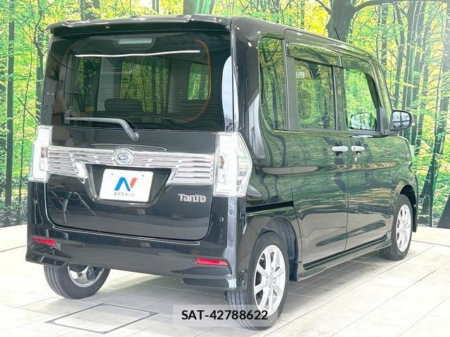 Daihatsu TANTO 2018-05 8854332-16