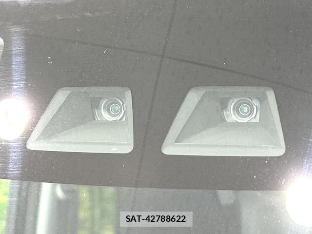 Daihatsu TANTO 2018-05 8854332-3