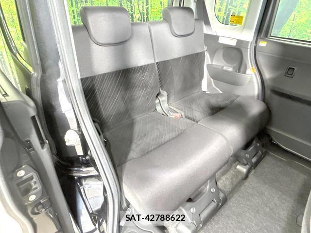 Daihatsu TANTO 2018-05 8854332-8