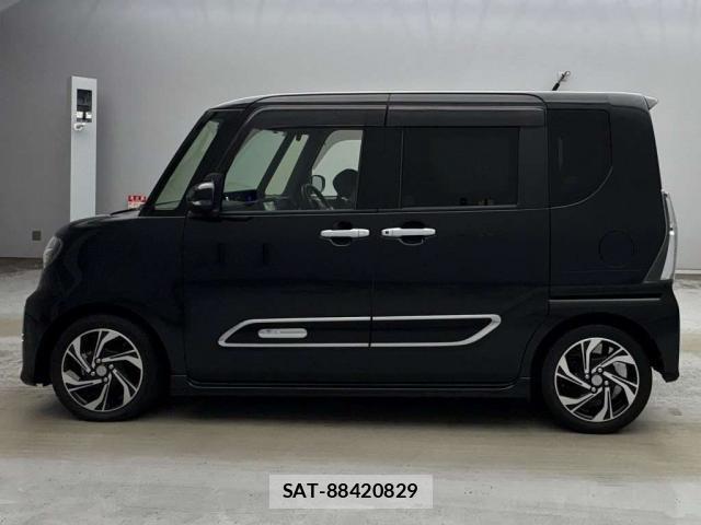 Daihatsu TANTO 2021-07 8854383-13