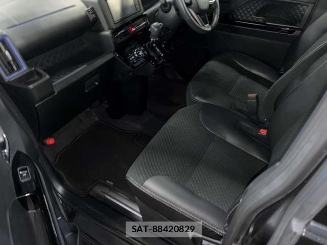 Daihatsu TANTO 2021-07 8854383-4