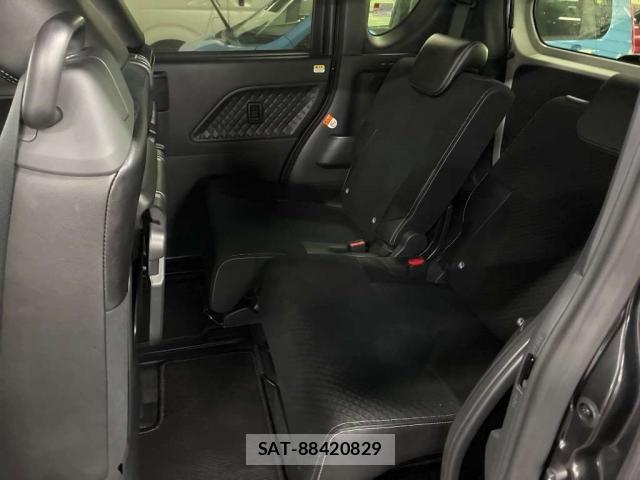 Daihatsu TANTO 2021-07 8854383-5