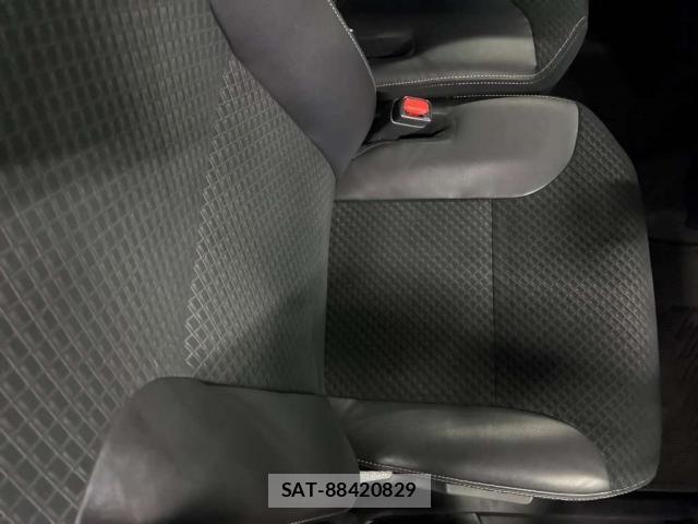 Daihatsu TANTO 2021-07 8854383-9
