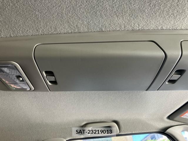 Daihatsu TANTO 2006-02 8854605-19
