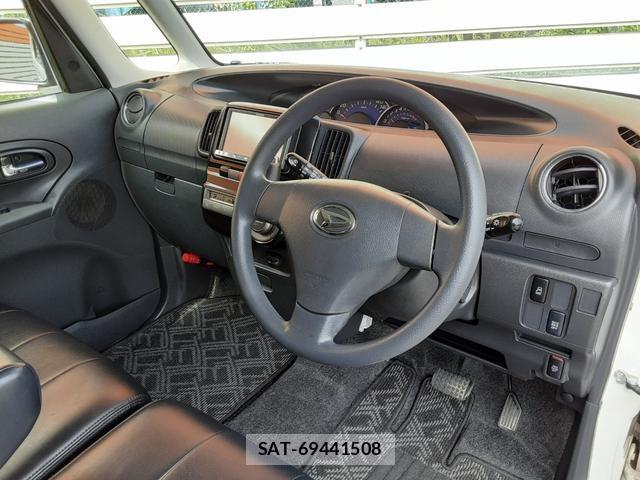 Daihatsu TANTO 2013-02 8855018-15