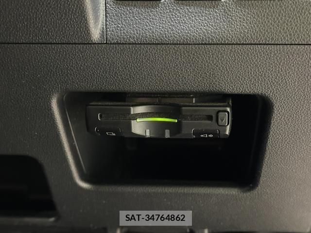 Daihatsu TANTO 2013-11 8855094-4