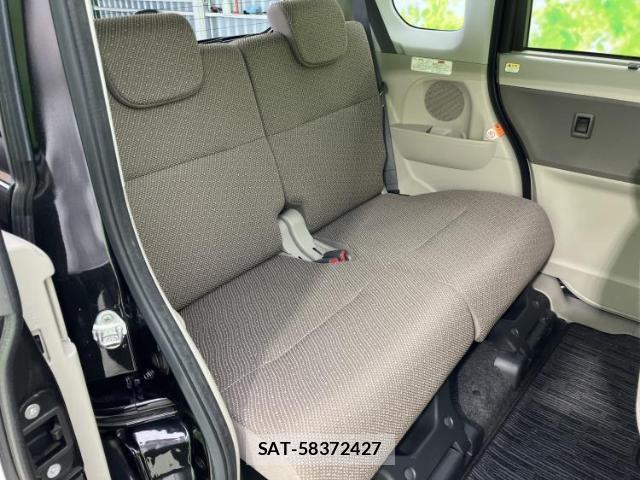 Daihatsu TANTO 2017-10 8855213-4