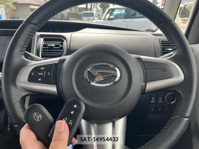Daihatsu TANTO 2016-11 8855449-17