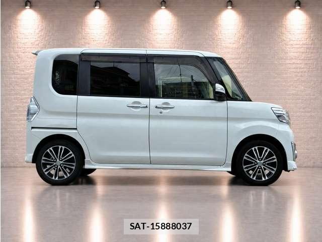 Daihatsu TANTO 2015-11 8856013-1