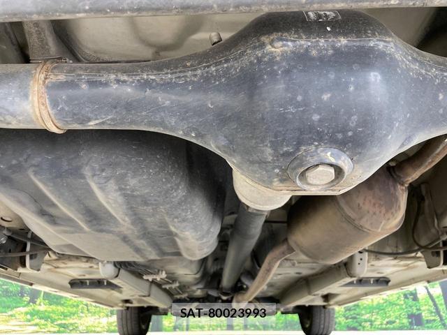 Daihatsu TANTO 2015-01 8856040-18
