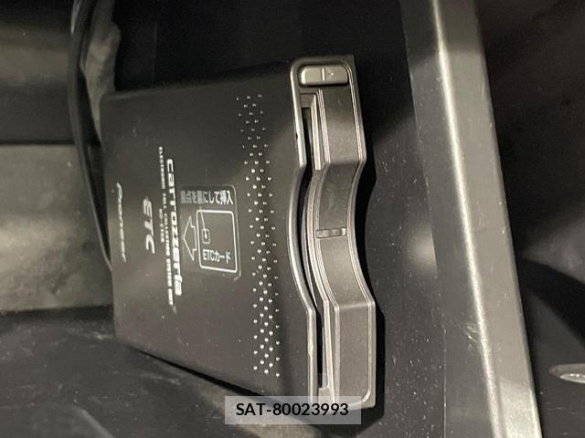 Daihatsu TANTO 2015-01 8856040-4