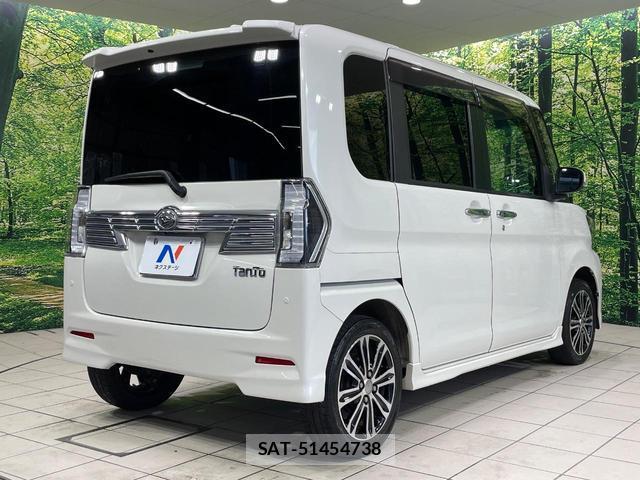Daihatsu TANTO 2018-04 8856043-16