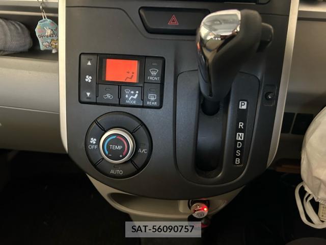 Daihatsu TANTO 2015-01 8856100-15