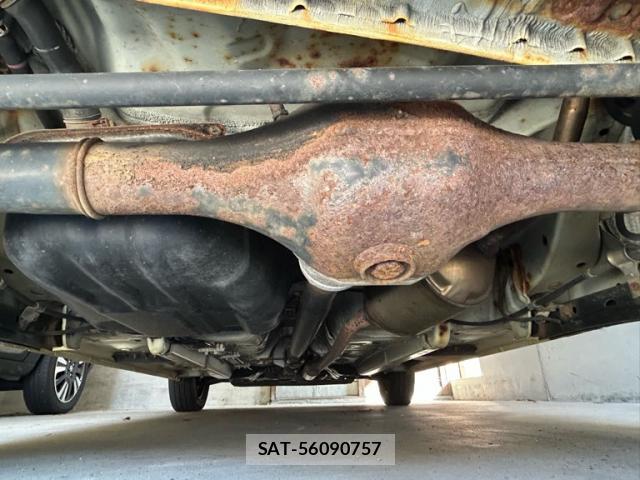 Daihatsu TANTO 2015-01 8856100-4