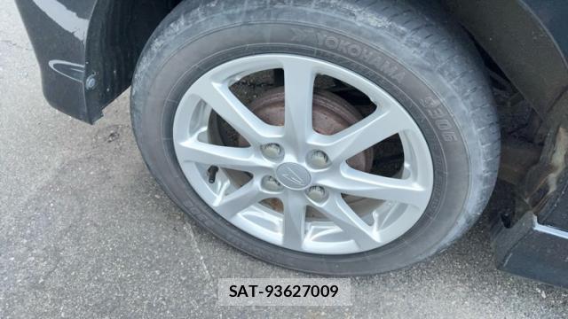 Daihatsu TANTO 2015-01 8856743-17