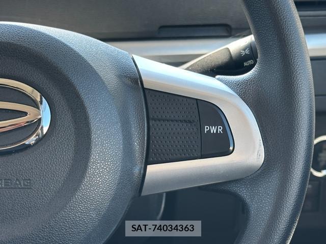 Daihatsu TANTO 2019-02 8856810-13