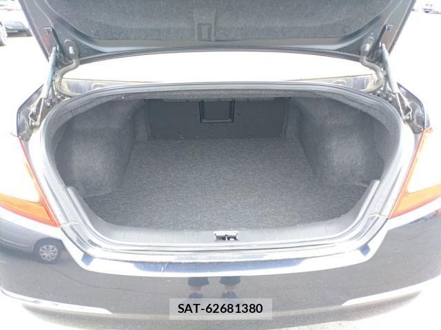 Nissan TEANA 2013-08 8854172-5