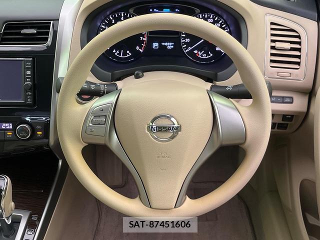 Nissan TEANA 2017-06 8854911-9