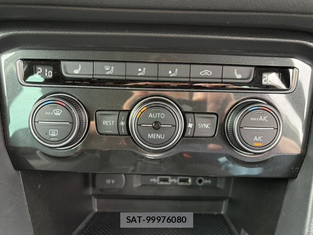 VolksWagen TIGUAN 2019-09 8856474-11