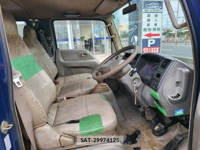 Mazda TITAN 2003-05 8854236-2