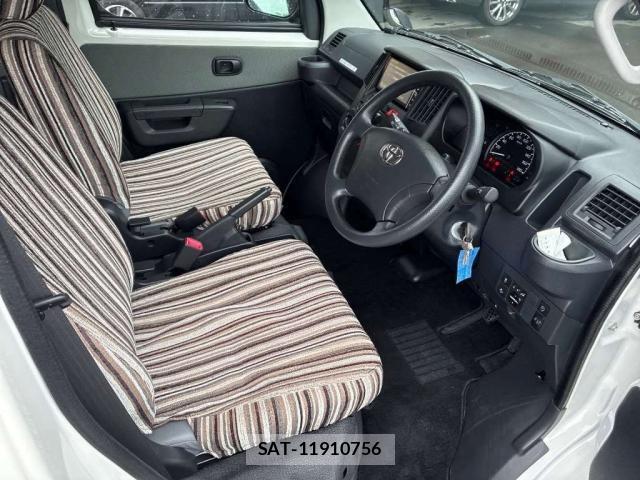 Toyota TOWNACE VAN 2023-05 8856749-4