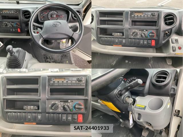 Toyota TOYOACE 2015-11 8855101-16