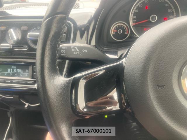 VolksWagen UP! 2012-11 8855865-19