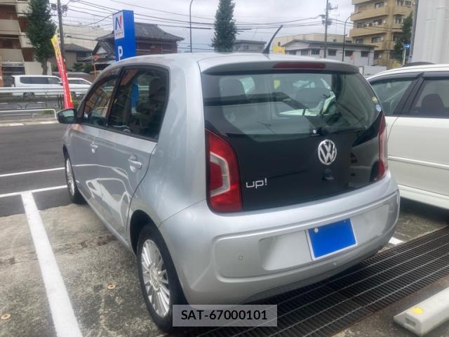 VolksWagen UP! 2012-11 8855865-4